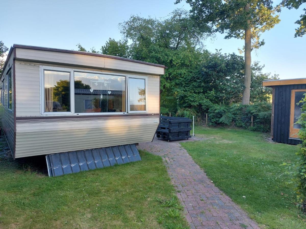 Weerribben Chalets Hotell Paasloo Exteriör bild