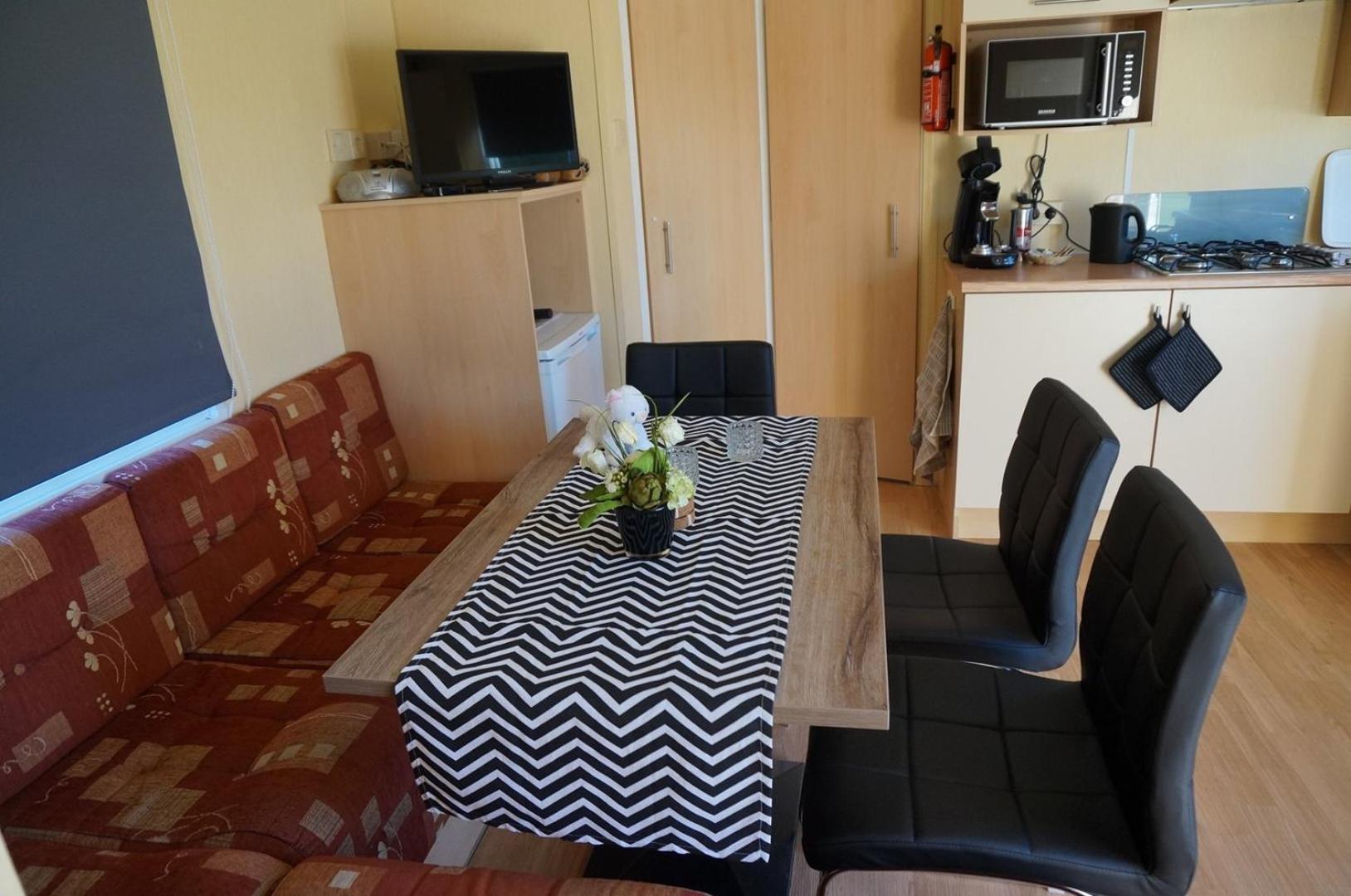 Weerribben Chalets Hotell Paasloo Exteriör bild